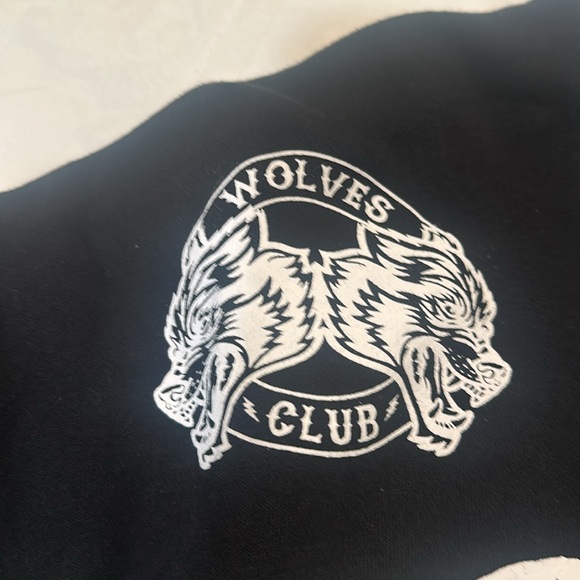 Darc Sport • Wolves• Crewneck Sweater - Picture 3 of 4